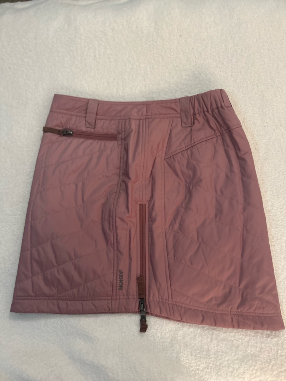 Skhoop Women's Quilted Sandy Short Skirt in Dusty Rose - Picture 6 of 16